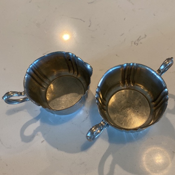 1930s New Amsterdam Silver Co Pewter P24 2 Piece Set 1.75” Creamer & Sugar Bowl - Picture 4 of 5